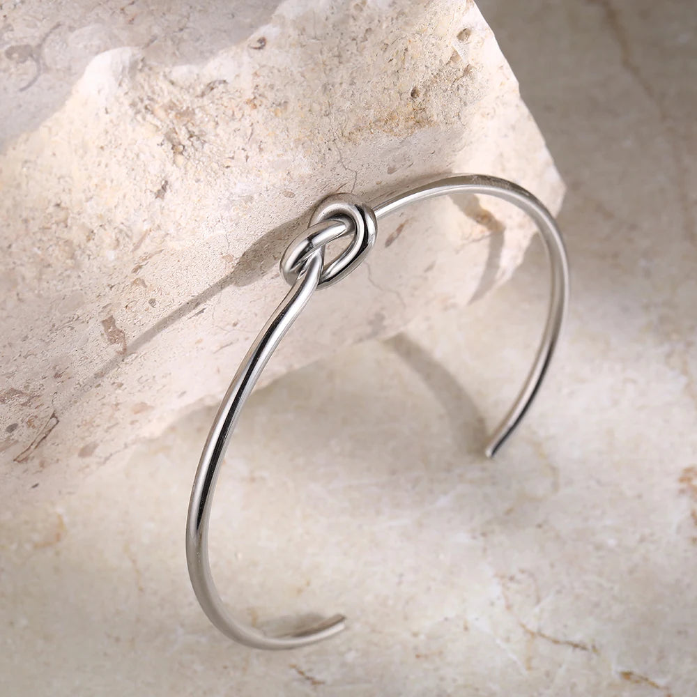 Interna Twist Bracelett